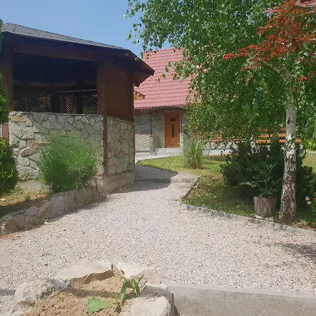 Garden Lohovo Bihać