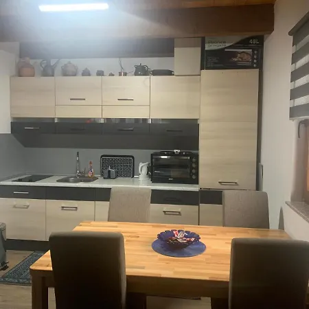 Garden Lohovo Dom wakacyjny *