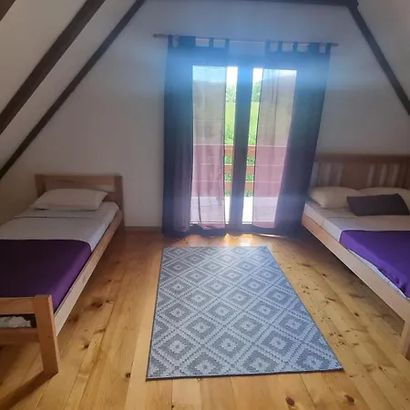 Garden Lohovo Holiday home *