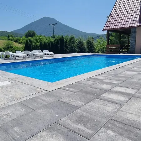 Garden Lohovo * Bihać