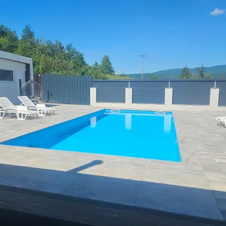 Garden Lohovo Nyaraló Bihać
